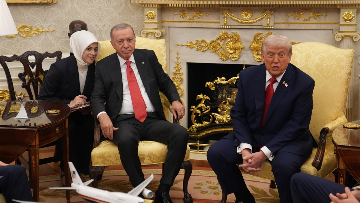 Donald Trump’tan Cumhurbaşkanı Erdoğan’a övgüler: Saygı duyuyorum