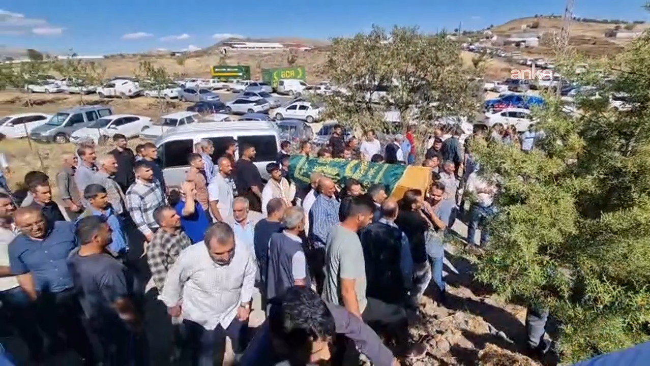 AFET & KAZA Diyarbakır’da karbonmonoksit gazından zehirlenen 4 kuzen yan yana toprağa verildi