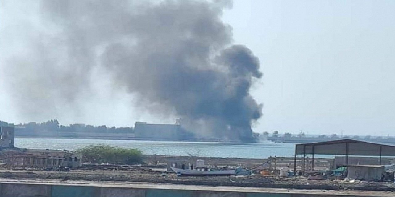 Yemen’in Aden Kentinde MV Falcon Gemisinde Yangın Çıktı