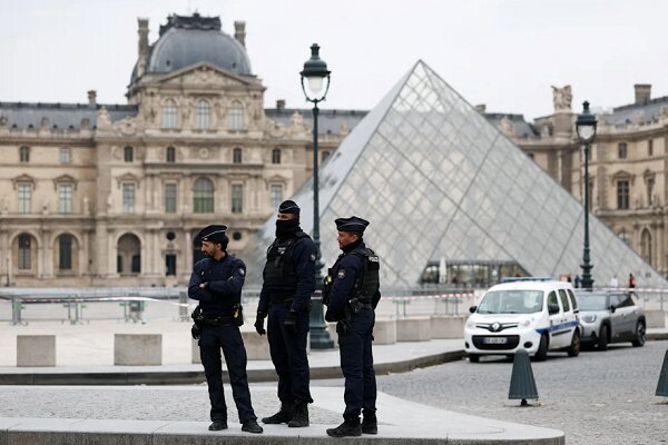 Louvre Müzesi’ndeki Tarihi Soygunun Maddi Değeri Açıklandı