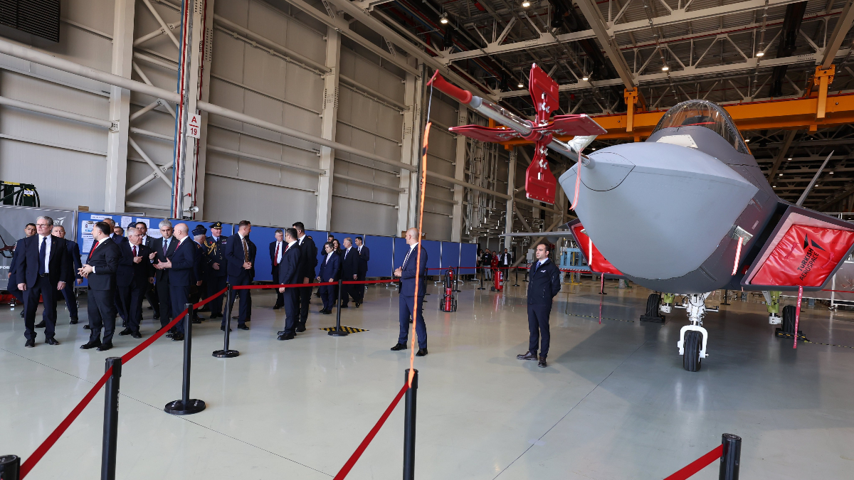 İngiltere Başbakanı Starmer, TUSAŞ’ı Ziyaret Etti