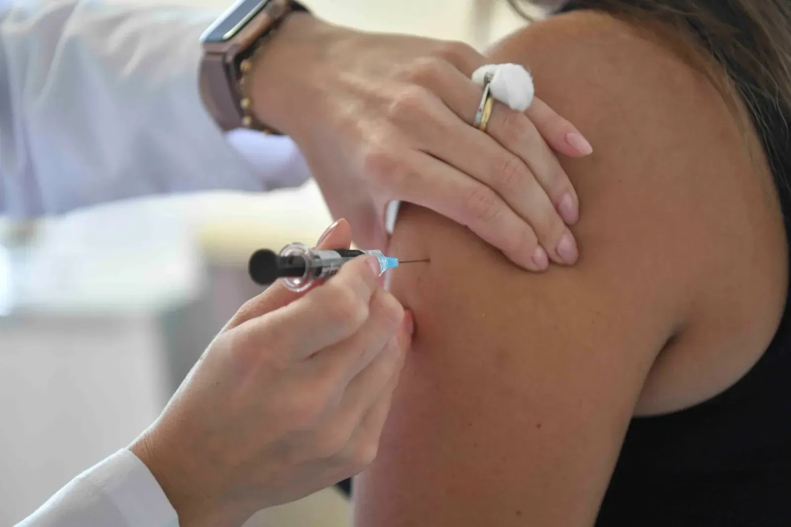 Ankara’da Ücretsiz HPV Aşı Uygulaması Başlatıldı