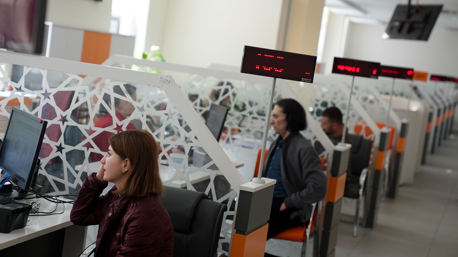 Cuma Son Gün! Eski Ehliyetler İçin Yenileme Zorunluluğu Cuma Son Gün! Eski Ehliyetler İçin Yenileme Zorunluluğu