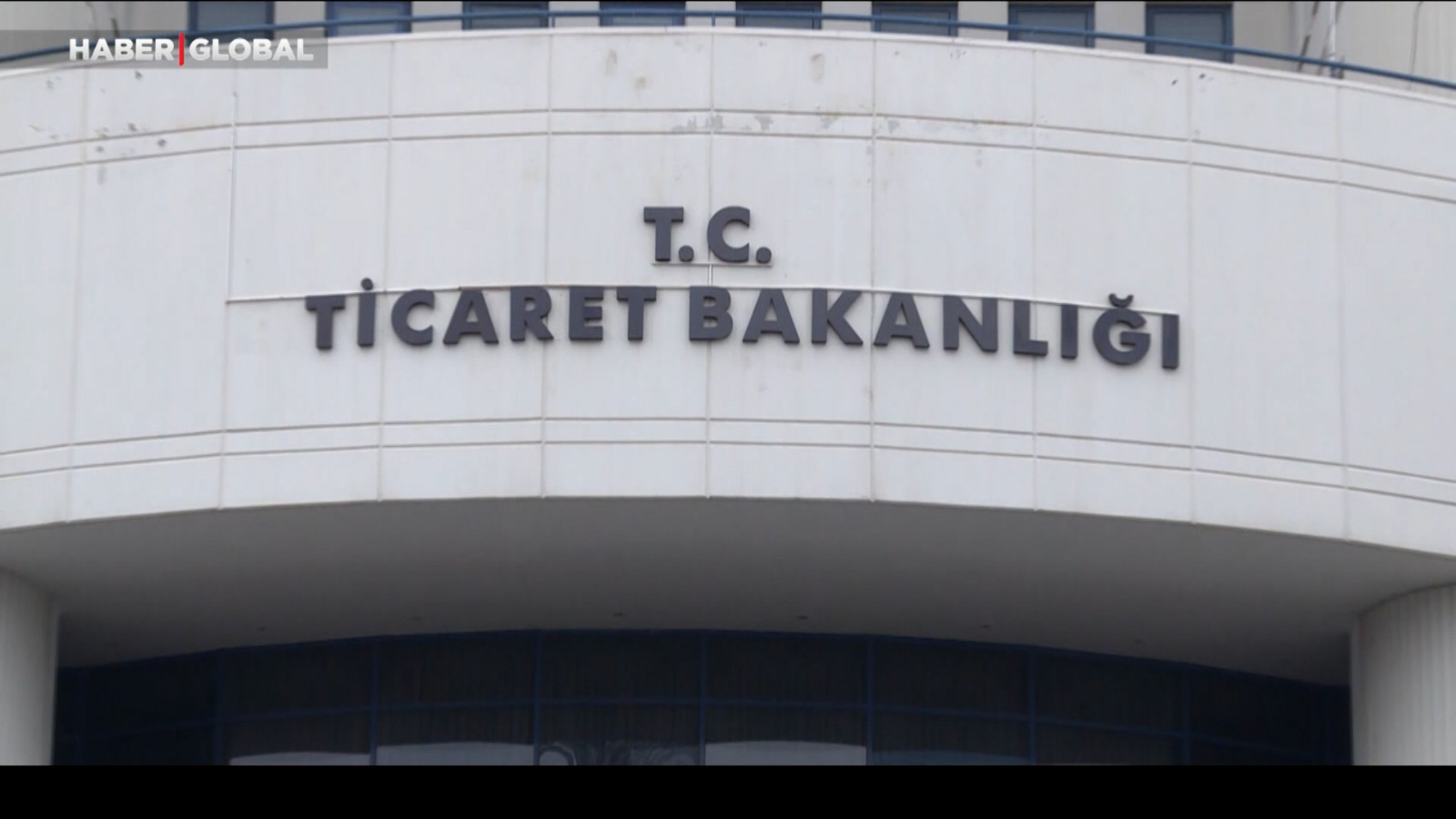 Ticaret Bakanlığı 427 Bin Firma ve 26,9 Milyon Ürün