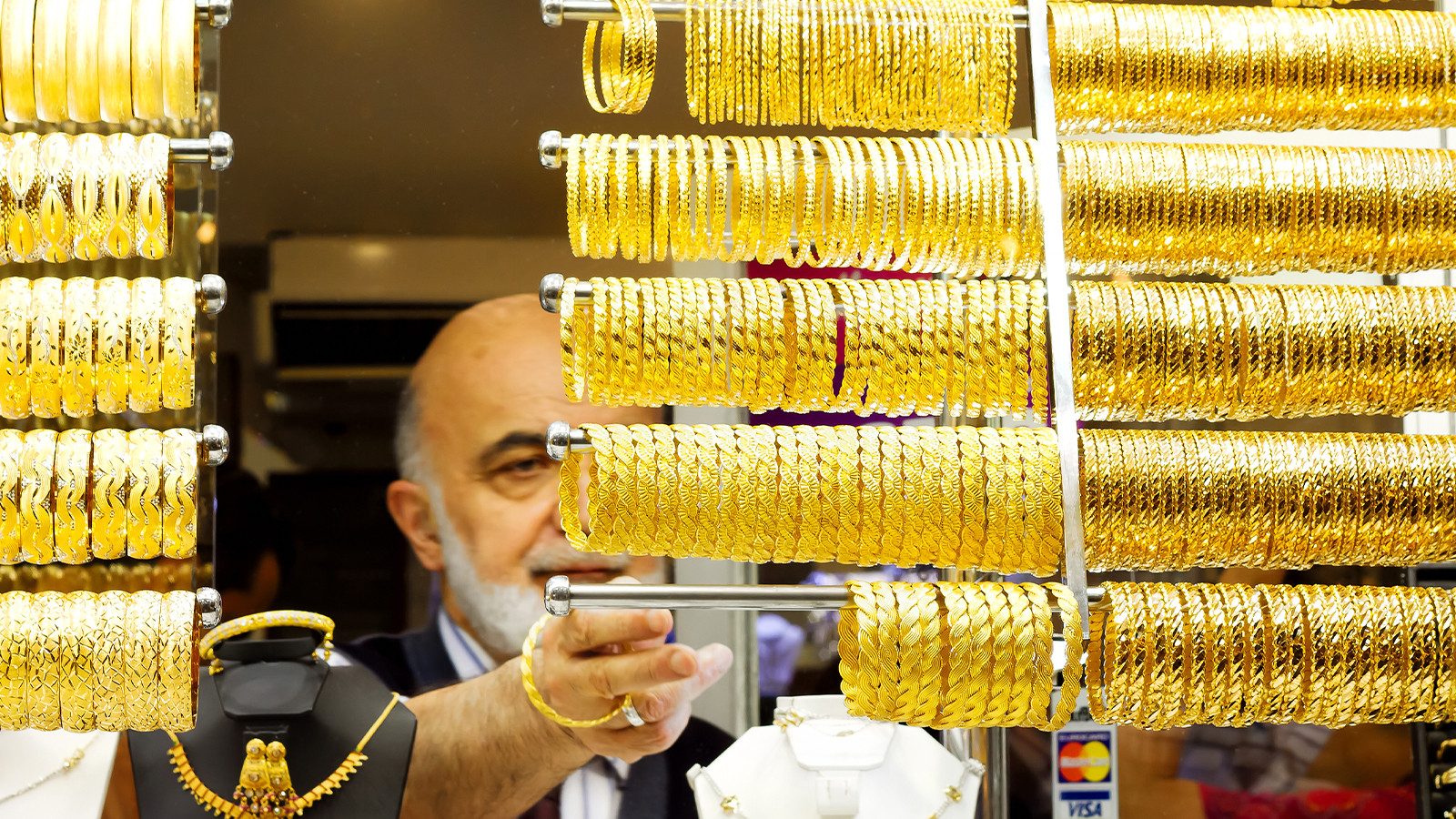 Altın Piyasasında Yükseliş ve Yatırımcıların Dikkat Etmesi Altın Piyasasında Yükseliş ve Yatırımcıların Dikkat Etmesi