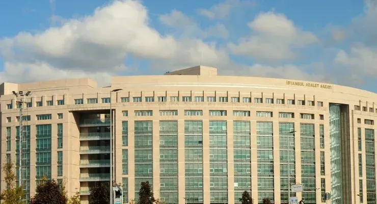 Gazeteciler Yurt Dışına Çıkış Yasağı ile Serbest Bırakıldı