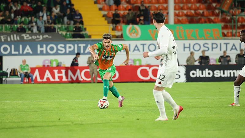 Corendon Alanyaspor ve Gaziantep FK Beraberliği: 0-0