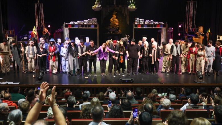 Bakırköy Belediye Tiyatroları, Leyla Gencer Sahnesi’nde