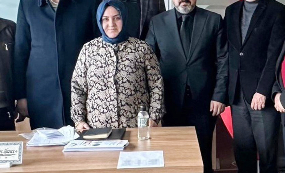 Müzeyyen Yazıcı ve Oğlu Gözaltına Alındı