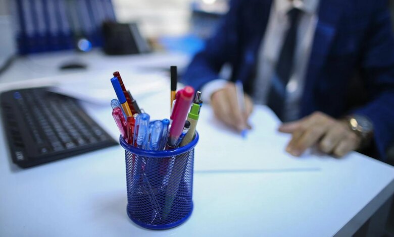 Özel Sektörde Maaş Zamları ve Asgari Ücretin Etkisi Özel Sektörde Maaş Zamları ve Asgari Ücretin Etkisi